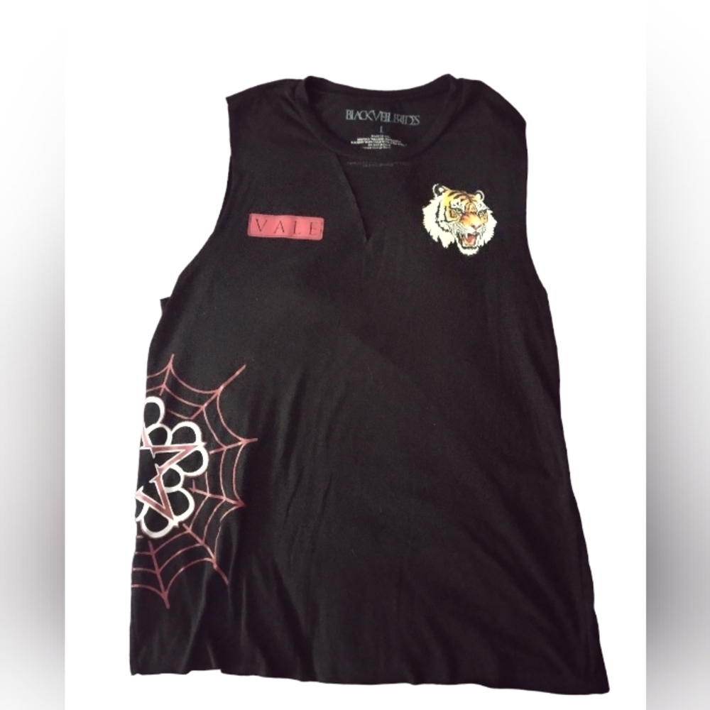 COPY - Black Veil Brides Band shirt sz L women's 🐯